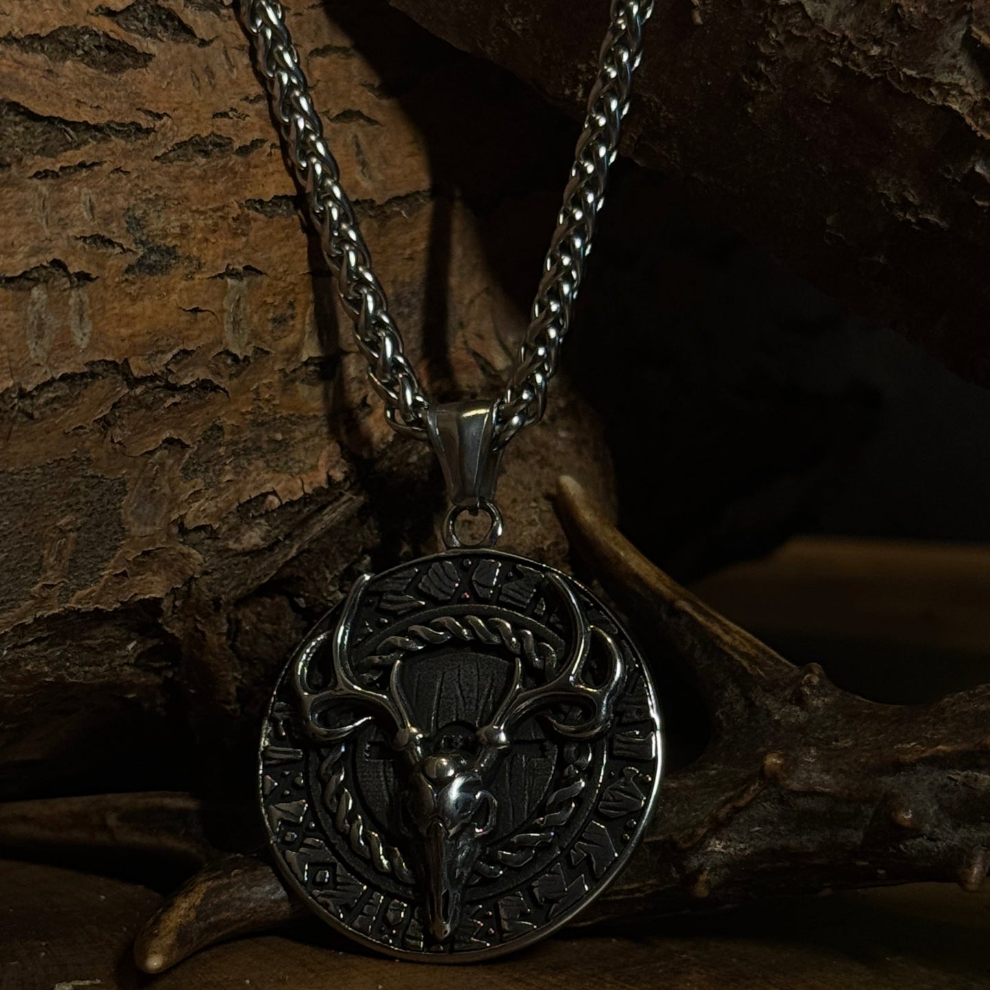 Duneyrr Necklace