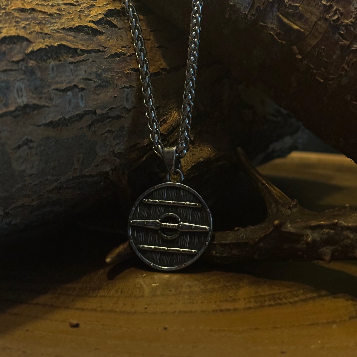 Svalinn Necklace